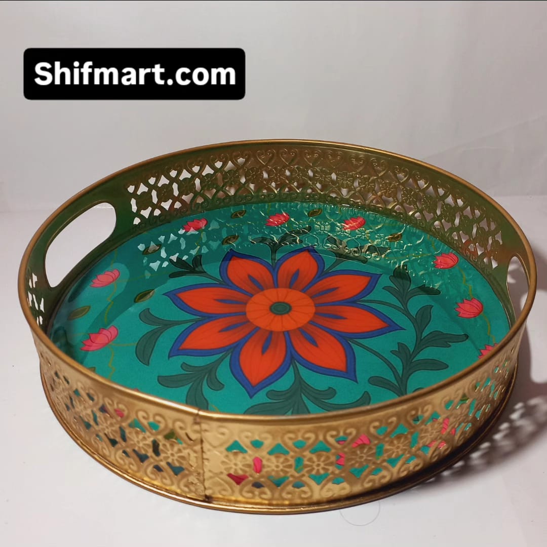 Decorative Treys